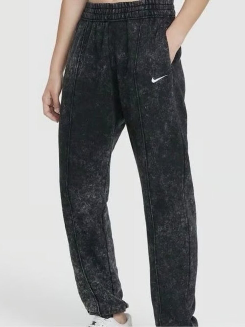 Nike Women's Black Acid Wash Front Seams Casual Jogger Pants Size S